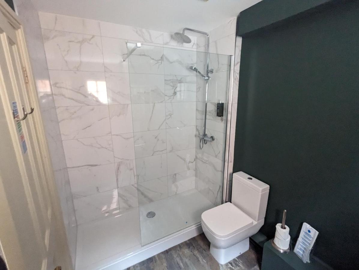 The Cottage Hotel Bradmore  Екстериор снимка