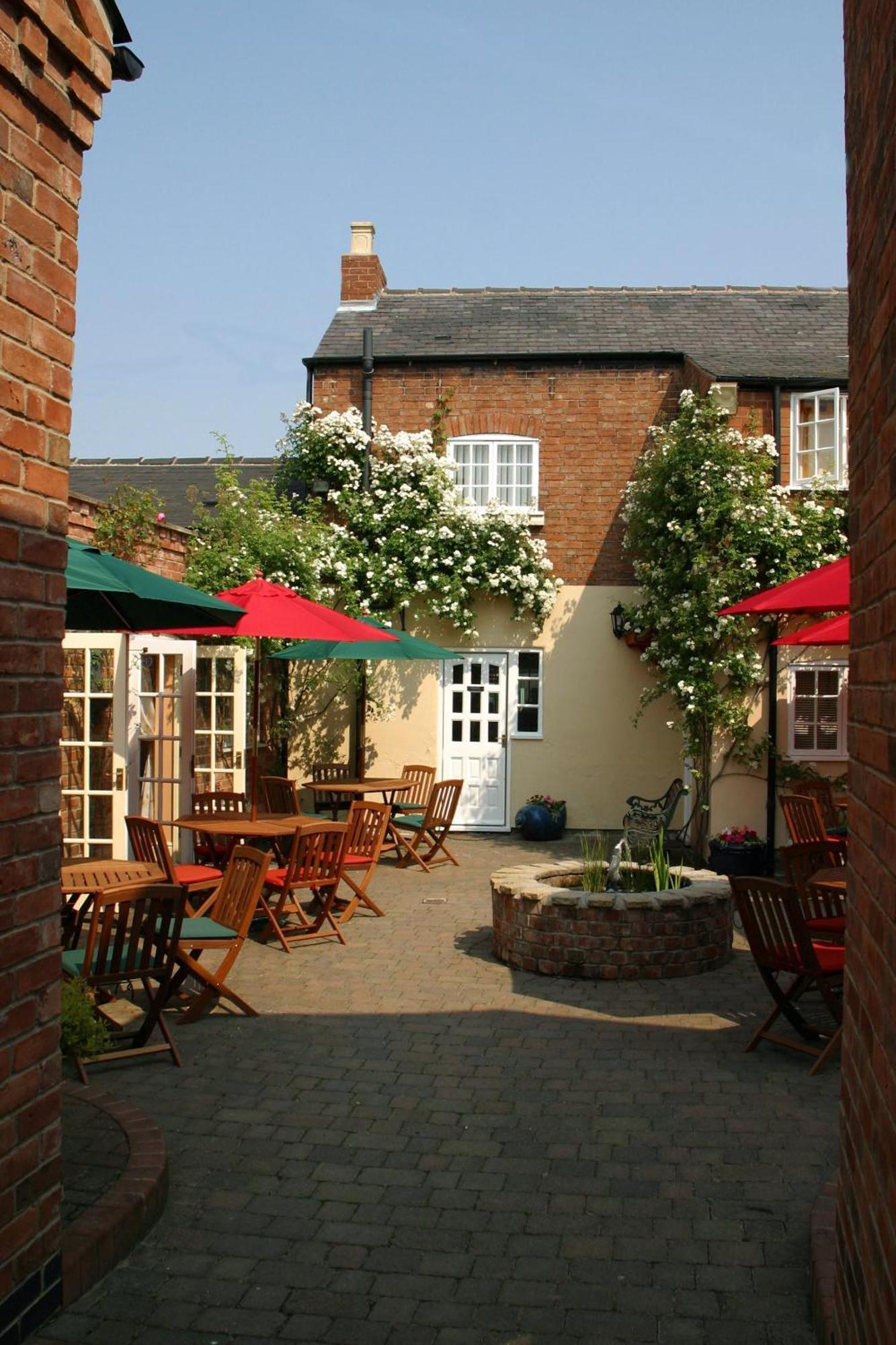 The Cottage Hotel Bradmore  Екстериор снимка