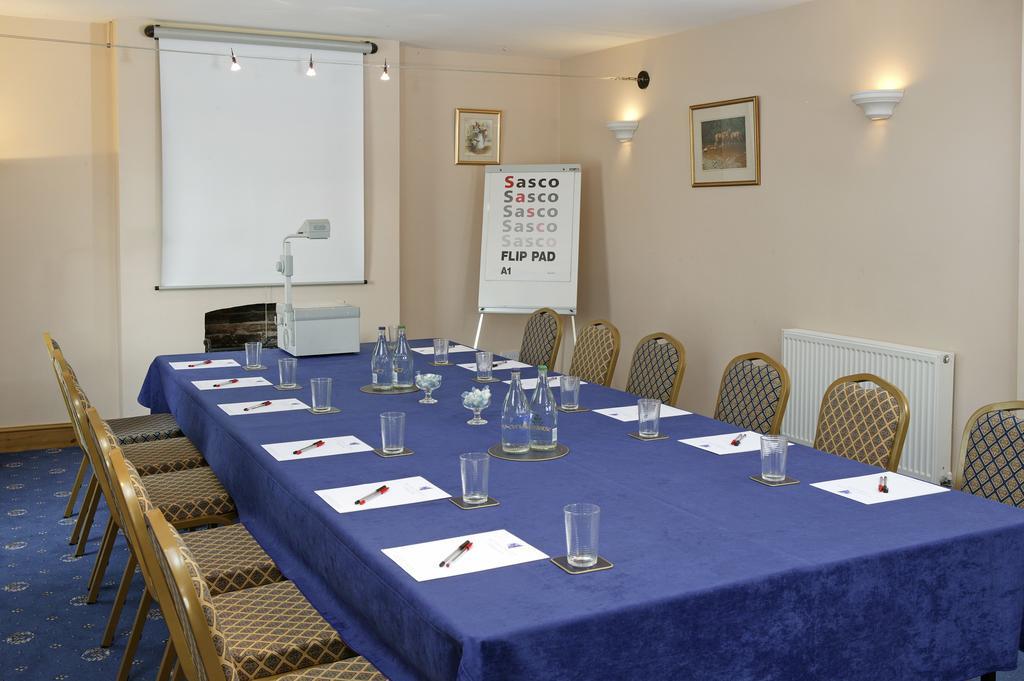 The Cottage Hotel Bradmore  Екстериор снимка