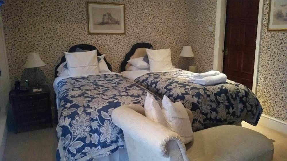 The Cottage Hotel Bradmore  Екстериор снимка