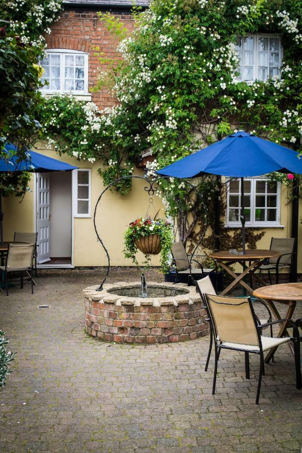 The Cottage Hotel Bradmore  Екстериор снимка