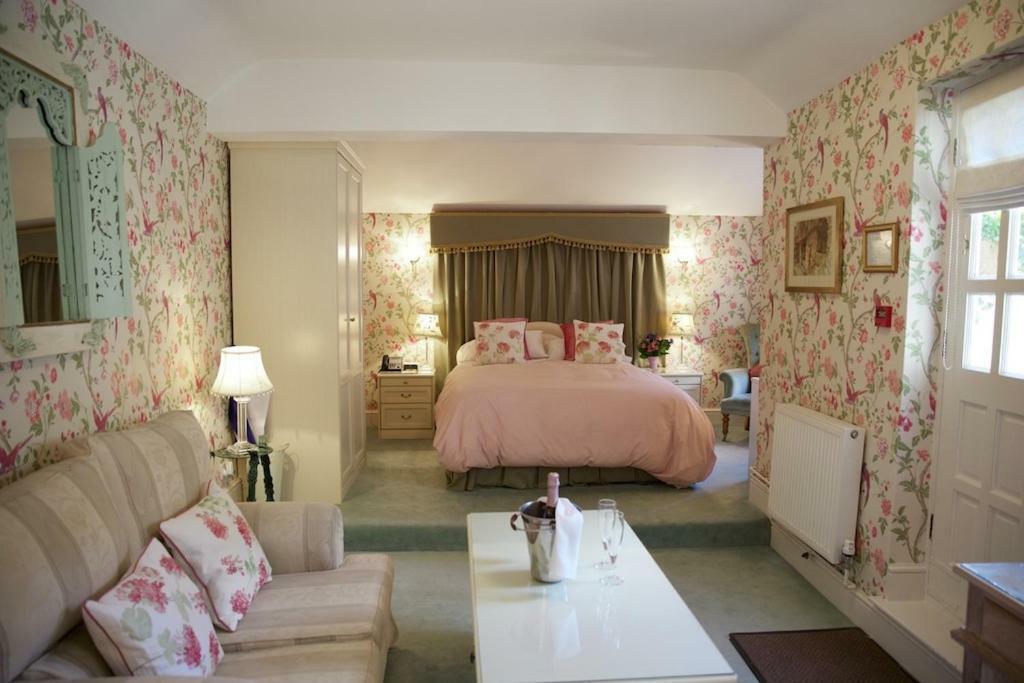The Cottage Hotel Bradmore  Екстериор снимка