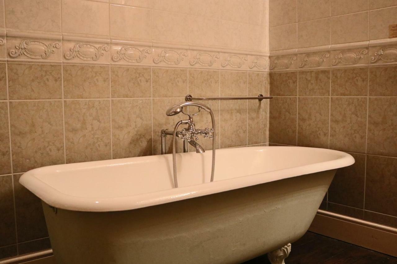 The Cottage Hotel Bradmore  Екстериор снимка
